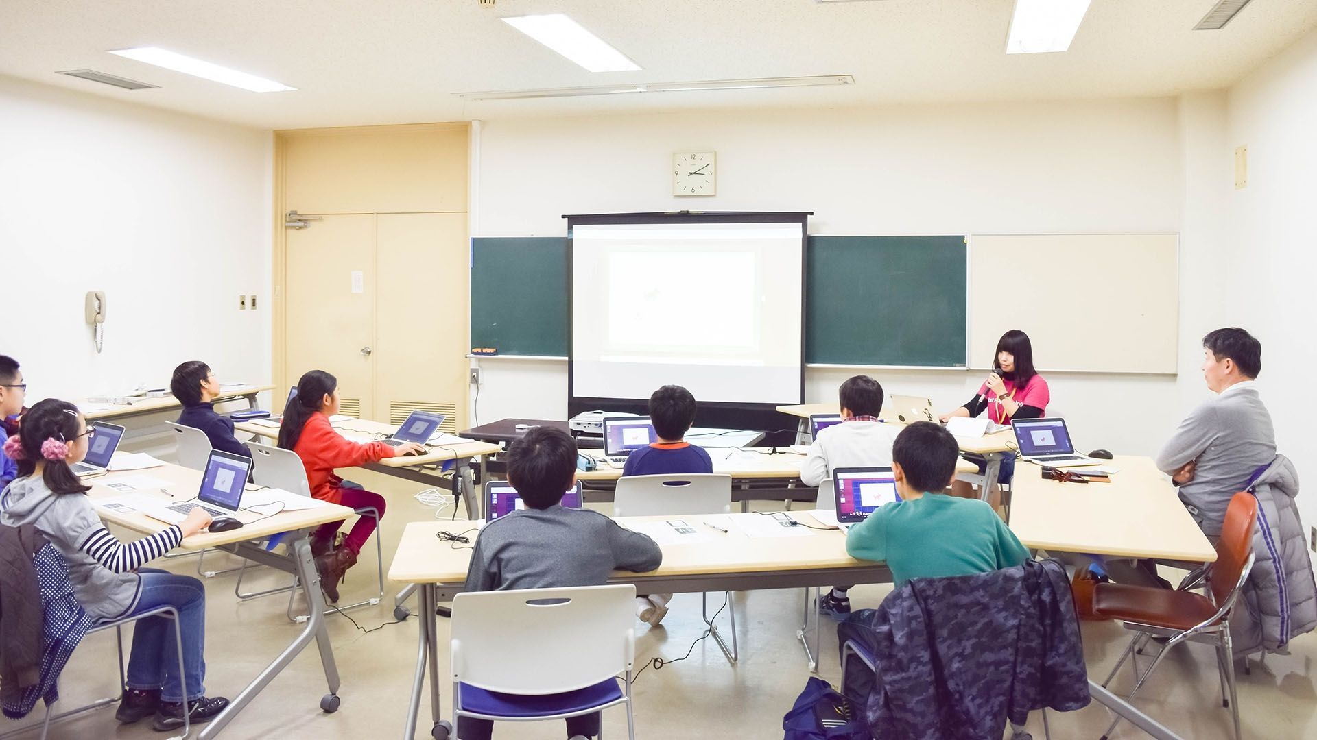 後ろからの全体の様子